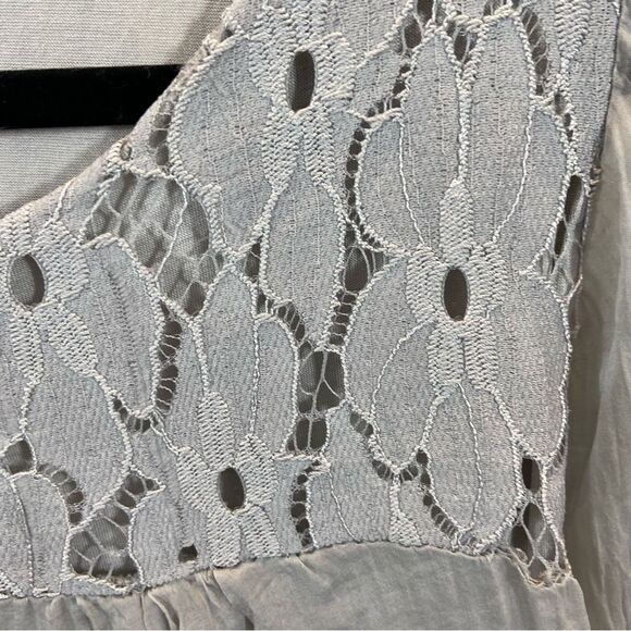 Ladies H Trend Silk Grey Asymmetrical Hem Blouse Size Small Made in Italy - Picture 9 of 13